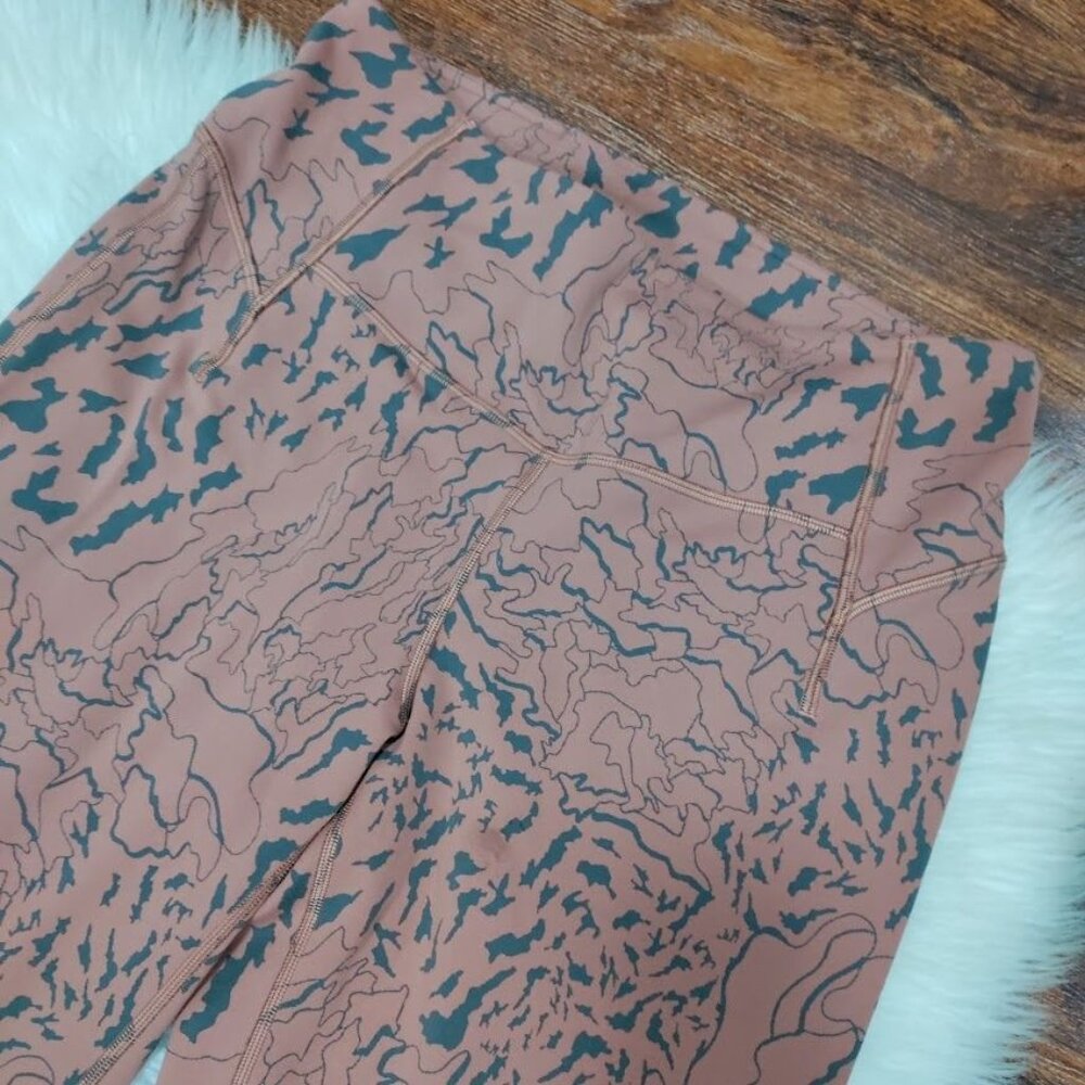 Lululemon Align Flared Bark Camo Pant Stretchy Comfy Workout Leggings - Picture 12 of 12